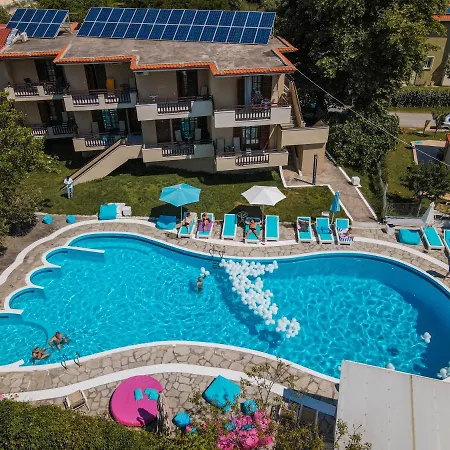 Otel Macedon 3*