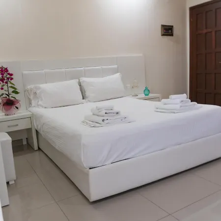 Macedon Hotel 3*